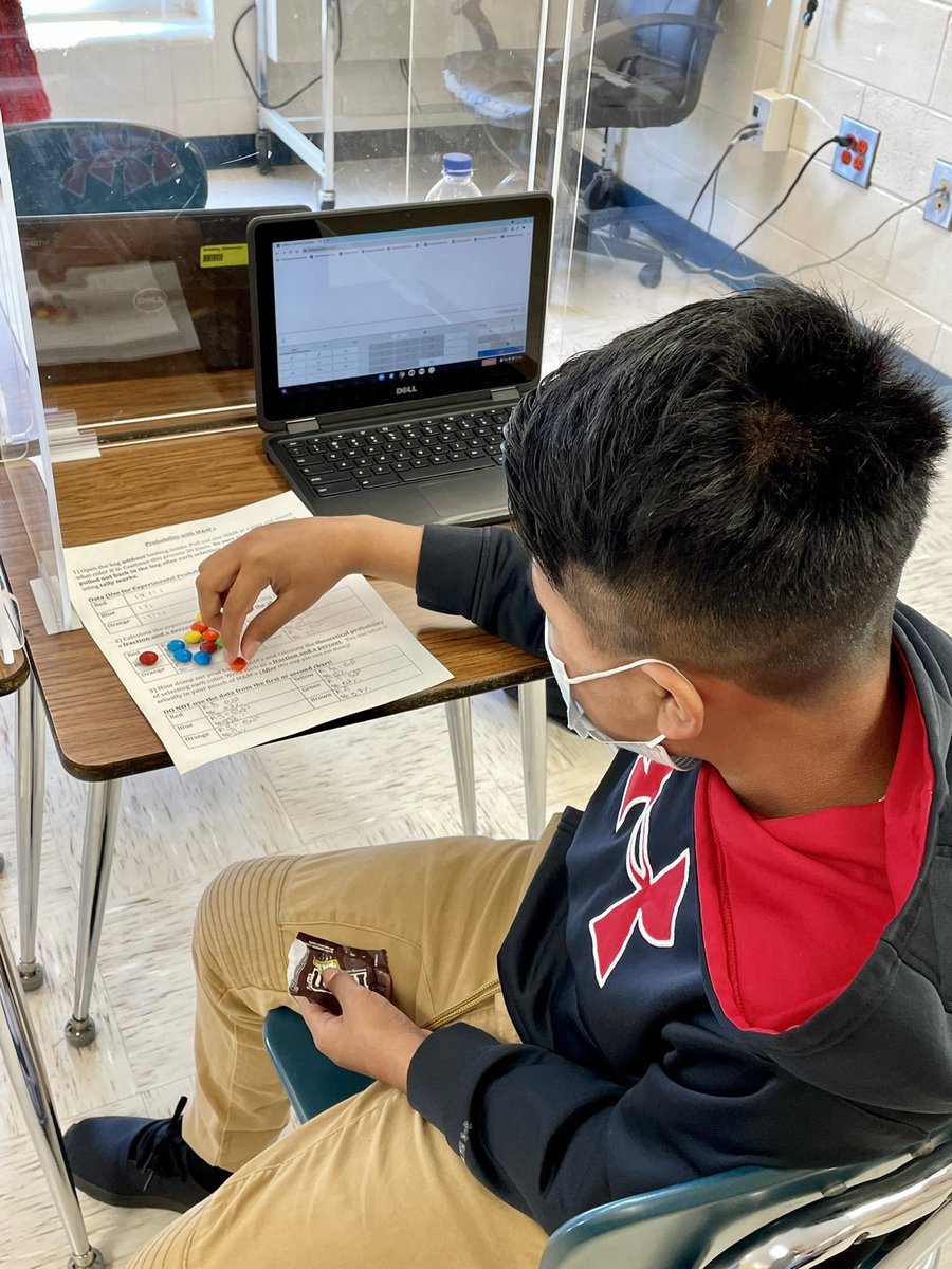 devall_kristin's tweet photo. Sweet treat today after the students compared the experimental probability to the theoretical probability of a fun size pack of  M&amp;M’s! #nmbmchiefs https://t.co/NcY3hsGpw6