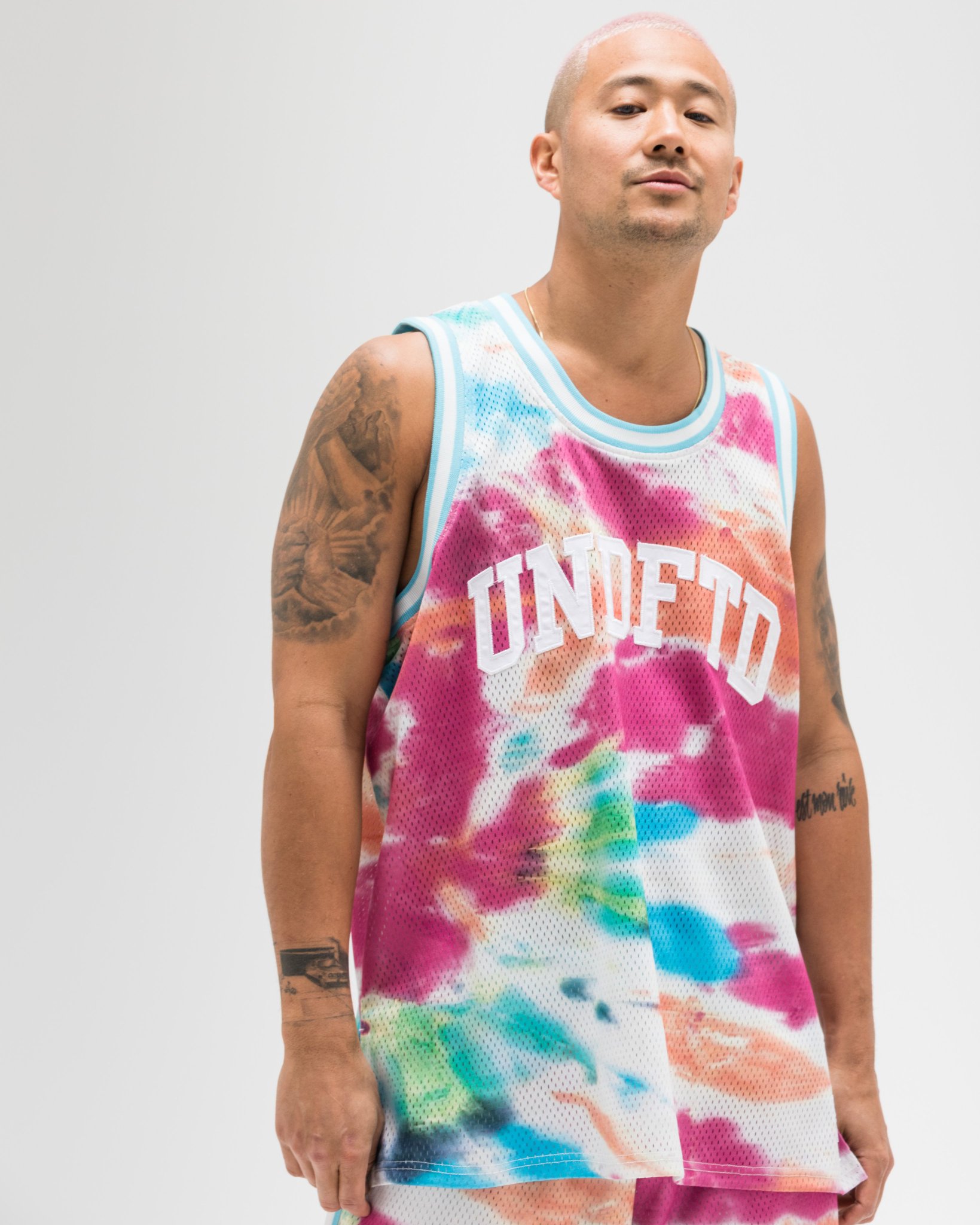 UNDEFEATED TIE DYE LOGO S/S TEE - 80249 - Tシャツ/カットソー(半袖 ...