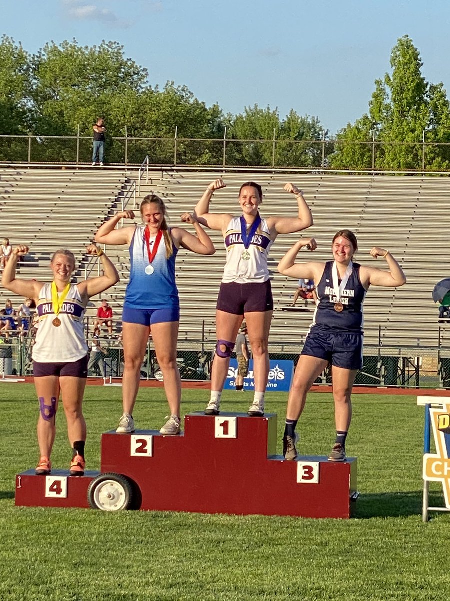 Shot put District champ🥇💪🏼 States here I come. <a href="/KingsCollegeFB/">King's Football 🏈</a> <a href="/KingsMonarchs/">King's College Monarchs</a> <a href="/PSDAthletics/">Palisades Athletics</a> <a href="/KingsXCTrack/">King's College XC/TF</a> <a href="/TfPirate/">PirateTF</a> <a href="/Pirates_FB/">Pirates Football</a>