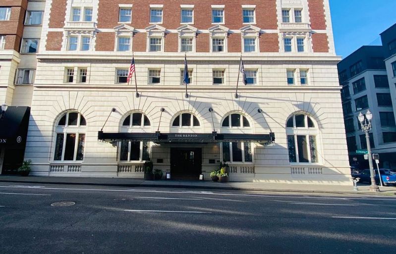 As a @TripAdvisor 2021 Travelers' Choice award winner, we take pride in providing unparalleled service and comfortable experiences for our guests. Visit our website to start planning your summer getaway!

📷:  @artisticleisure