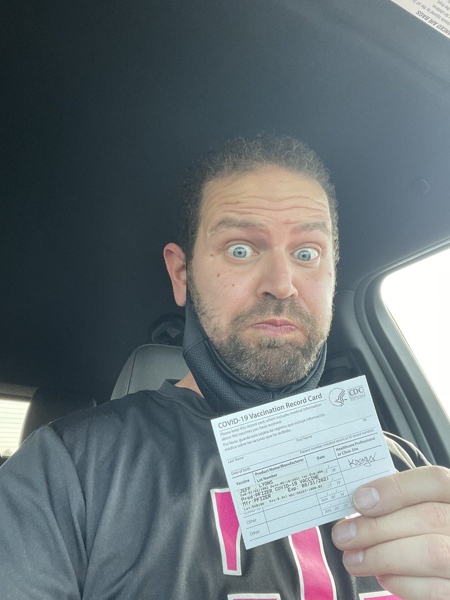 Did a thing and got my first dose of vaccine!