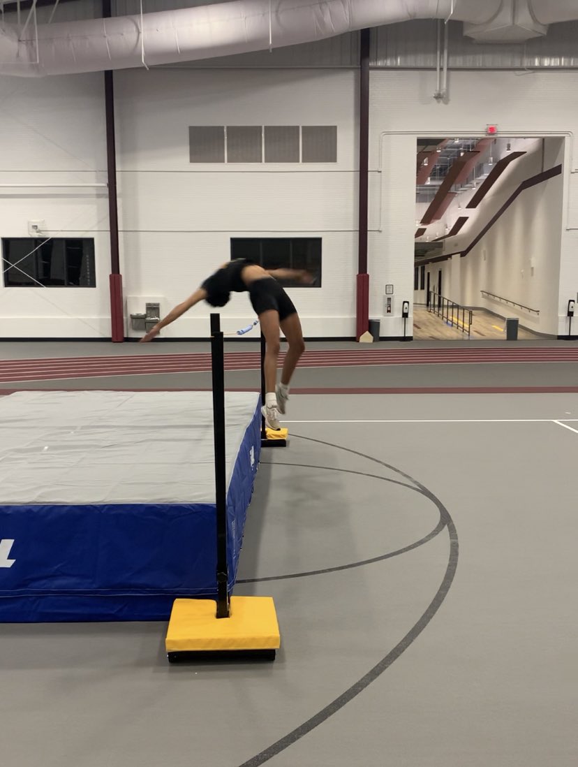 Molinetrack's tweet photo. Thankful to have this great indoor facility to take advantage of during these rainy days https://t.co/UAPLrxyQHw