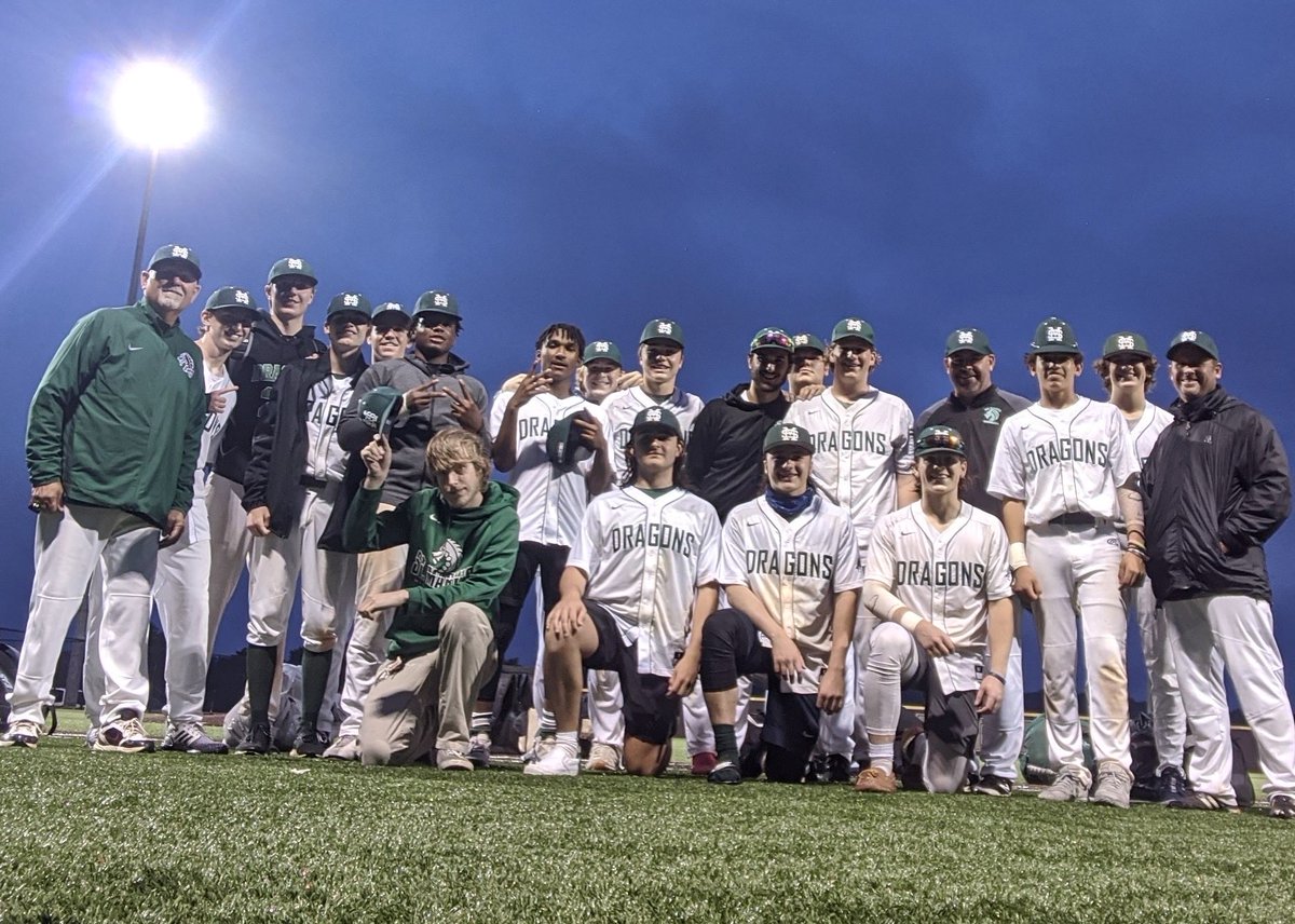 Great pic Monday ⁦<a href="/StMarysDragons/">St. Mary's South Side Catholic High School</a>⁩ District v #1 Class 5A Pway West. Brotherhood at finest. Lost 4-1 but combined no-hitter Jr Isaac Joly (4ks) and Soph Naseem London. Nolan Luna 2 hits HR. ⁦<a href="/StMarysHSSports/">St. Mary's South Side Catholic Athletics</a>⁩ ⁦<a href="/stmarysstlalum/">SMHS STL Alumni</a>⁩ <a href="/STLhssports/">STLhighschoolsports</a>⁩ #family #southside