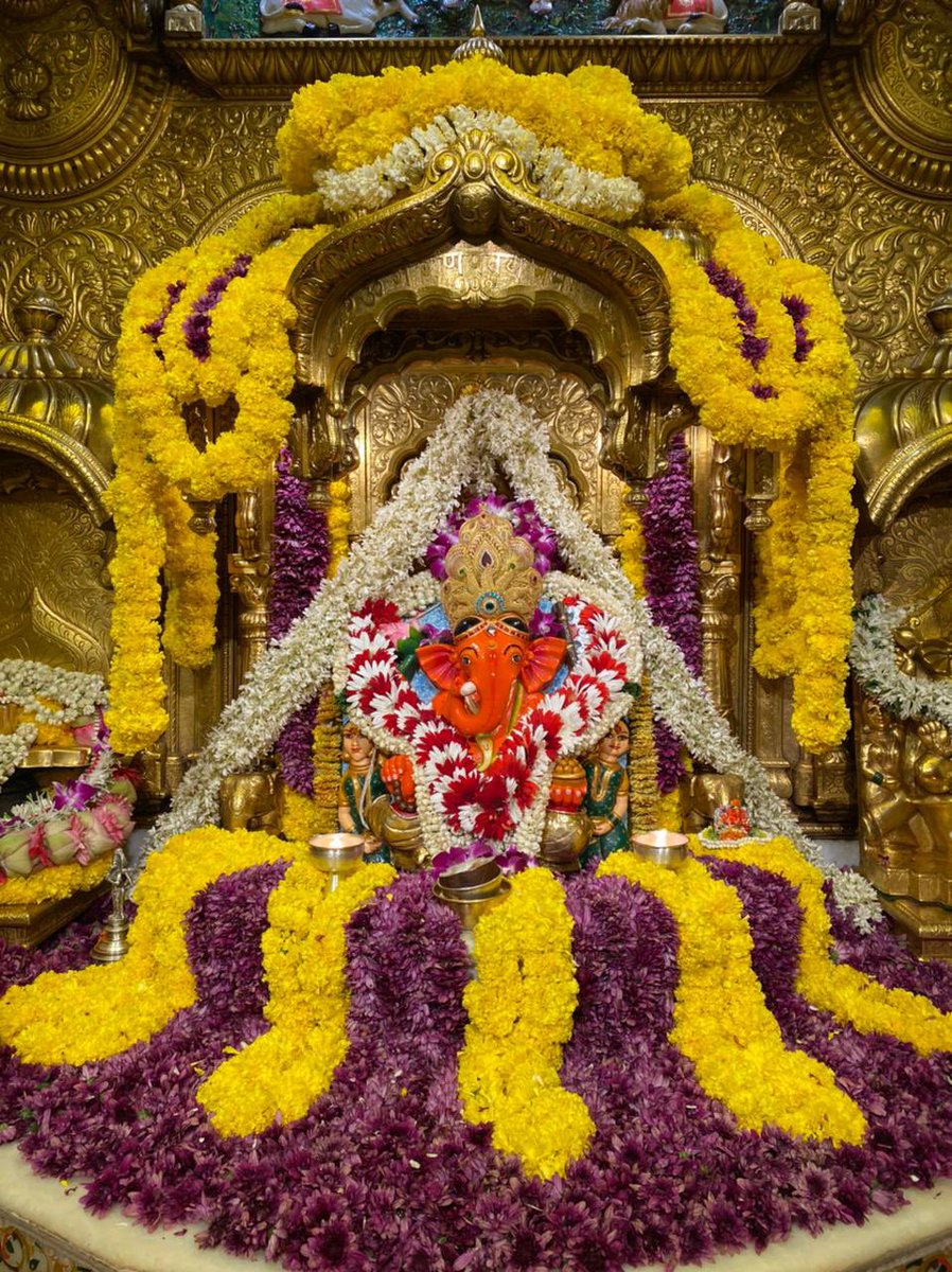 SVTMumbai's tweet image. 🙏गणपती बाप्पा मोरया 🌺 मंगलमूर्ती मोरया 🙏 १९/०५/२०२१