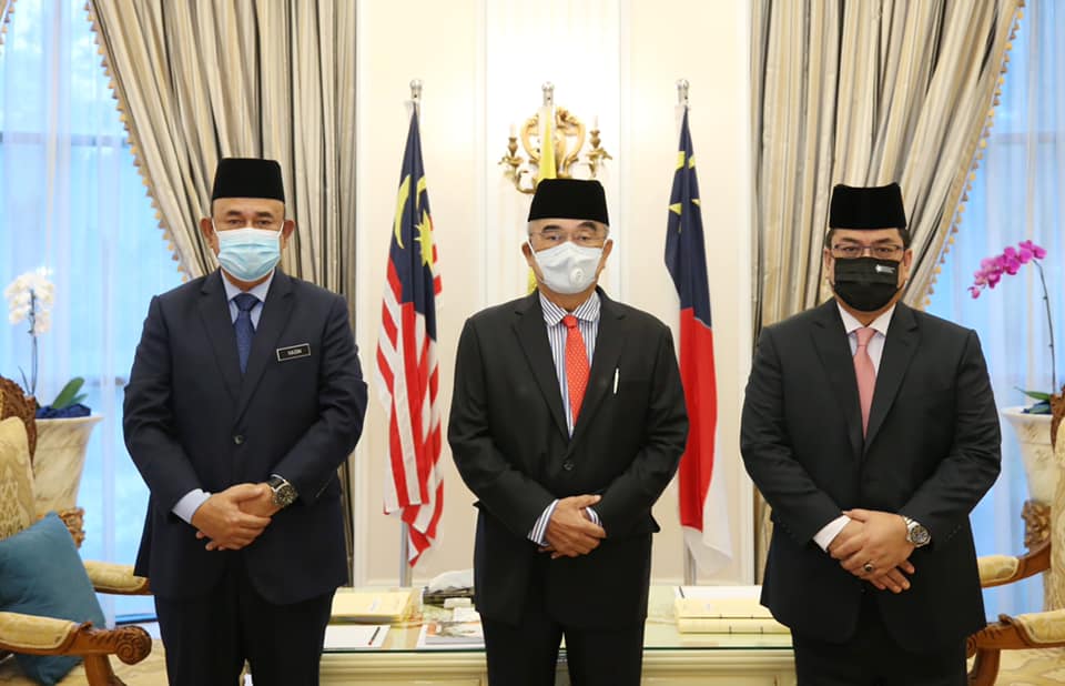 Sulaiman Md Ali Official On Twitter Pertemuan Ini Memberi Peluang Kepada Saya Untuk Berkongsikan Perkembangan Terbaharu Dalam Pentadbiran Kerajaan Negeri Melaka Selain Menyentuh Mengenai Sop Perintah Kawalan Pergerakan Pkp 3 0 Bagi Negeri