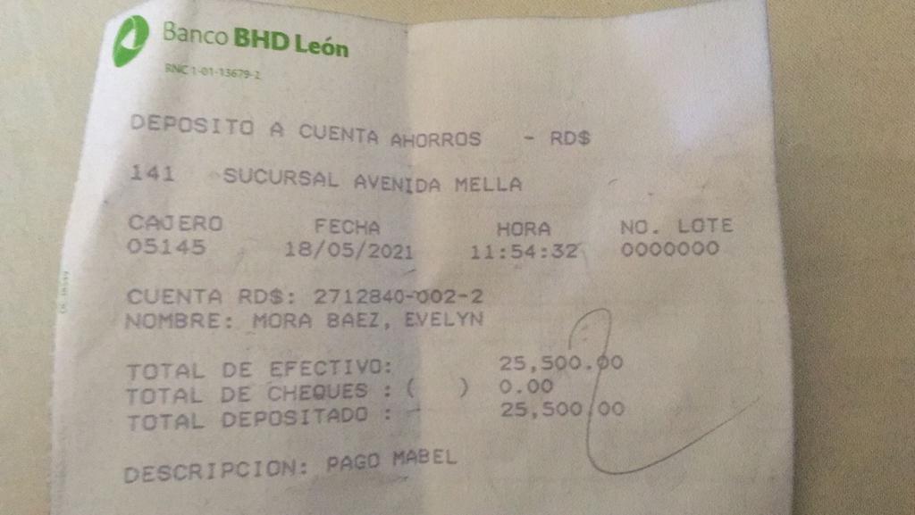 josejavier877's tweet photo. @PoliciaRD @DICATPN En el día de hoy hemos sido victima de estafa. hackearon la cuenta de facebook de mi hermana y posteriormente han llamado a todos nuestros familiares y amigos. mi esposa hizo dos depósitos a la persona que comparto en esta fotografía adjunta. https://t.co/JcJEwqpCgR