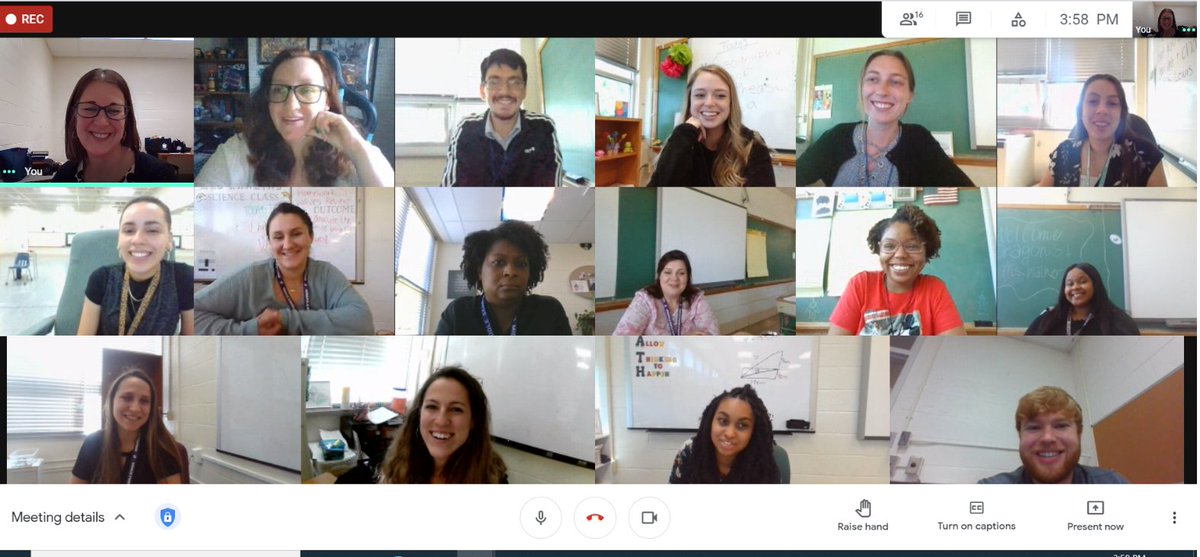 Lynne_Seach's tweet photo. @AnnapMSAACPS 1st year teachers are the best! Reflection &amp; Celebration at our last New Teacher Committee of '20-'21🍎📚@AACPSRightStart #AACPSAwesome #dragonsrule #newteachersrock https://t.co/MPFDN1u48c