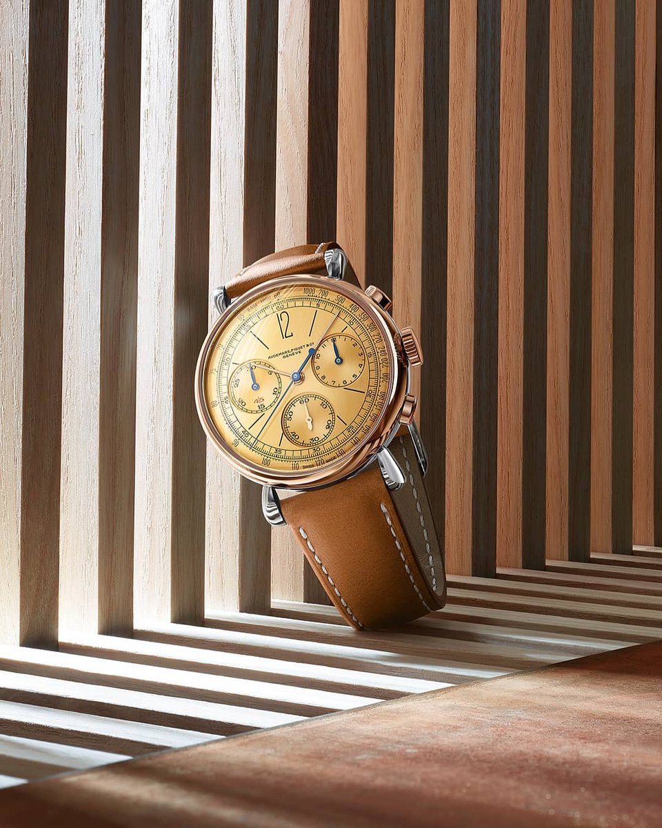 nilson_danny's tweet photo. The chronograph is a classical complication that is remarkably complex. This masterful mechanism is found in the [Re]Master01, which is equipped with an integrated chronograph with column wheel and flyback function.

Ref. 26595SR.OO.A032VE.01
#AudemarsPiguet #ReMaster01 https://t.co/ZaQAk3Vbag