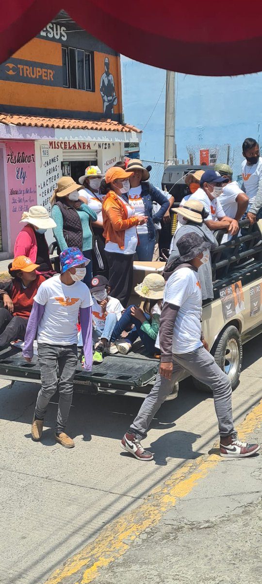AmigoSevero's tweet photo. Somos una fuerza diferente, que el rumbo que traza es la alianza con los ciudadanos.
Vota este 6 de Junio por Juan Severo Chilchoa.
#PORUNNUEVOTRATO
#MOVIMIENTOCIUDADANO
#OCOYUCAN https://t.co/SH5C34aXOL
