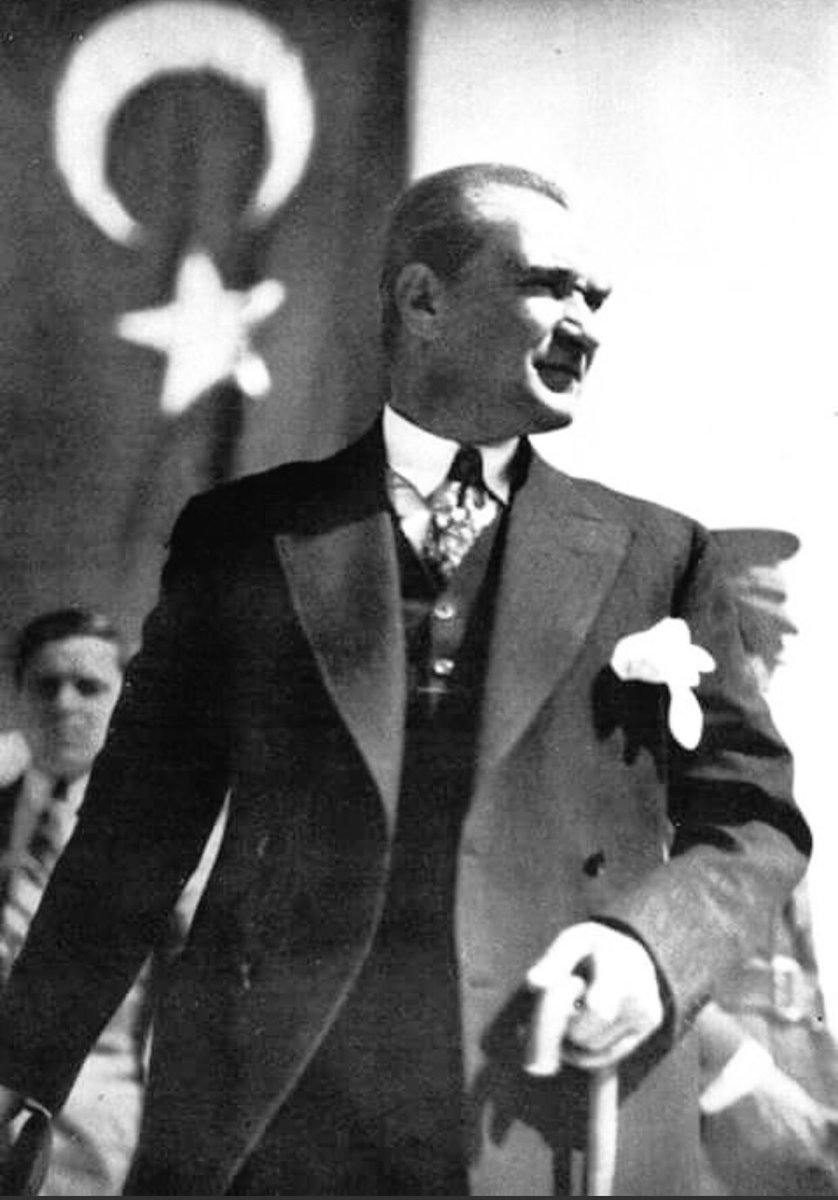 İzini silmek isteyenlere inat izindeyiz Ata'm!
19 Mayıs Atatürk'ü Anma,Gençlik ve Spor Bayramı'mız kutlu olsun 🇹🇷     #19Mayis1919
