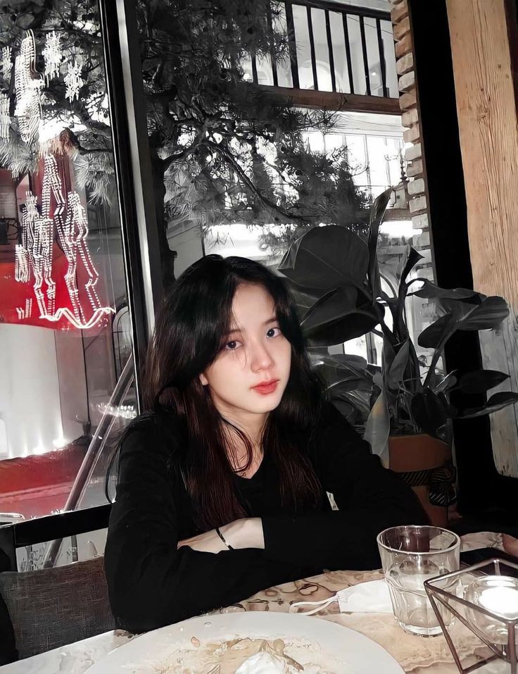 mutualan skuyy!! , baru main rp twitter ni , gue butuh fambest yang awet

#roleplayer #roleplayerworld #kimjisoo #rpworld #roleplayerkpop