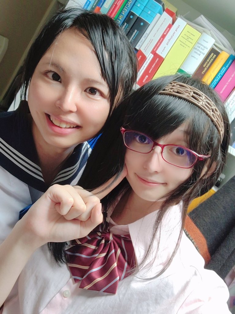 めめんと 森 一橋大学大学院博士課程のjk二人組です 一行矛盾 という冗談はさておき 昨晩は 社会学研究科で空気論を研究されている Yunana11 先輩と 他大学の方とzoomを繋ぎつつ研究会議しておりました やはり 他分野の方と研究的なお話を