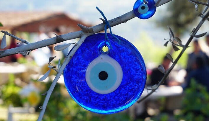 🧿✨ナザール・ボンジュウ（トルコ語: Nazar Boncuğu