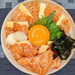 サーモンの新たな美味しさを発見!？「サーモンガーリック漬け丼」の作り方!