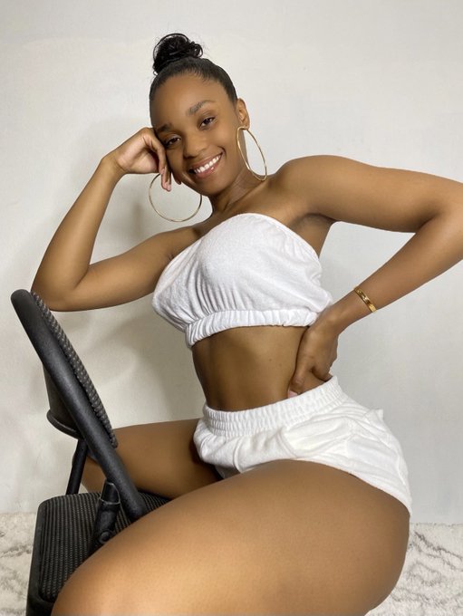 Did you miss me? https://t.co/gZRoFEd1oE