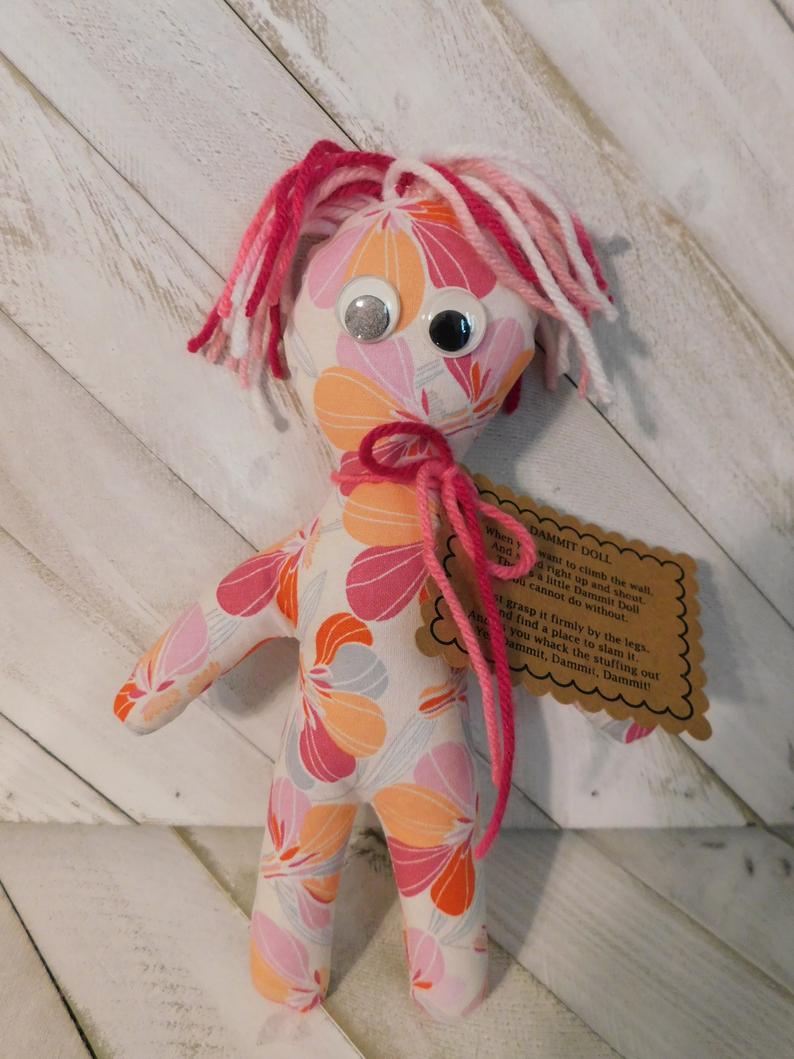 annimae9's tweet photo. Some Flowers Print Dammit Doll,Flowers on Etsy,Give Some Laughs, Gift Giving Doll For All Occasions, Stress Relief Damn It Doll #JustDammit #someflowersprintdammitdoll #flowersonetsy #alloccasiongiftgiving #stressreliefdamnitdoll https://t.co/N302YtWp5T https://t.co/rZO9JdEM6f
