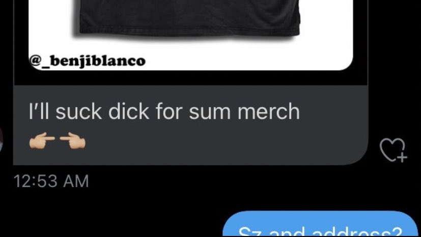 bobundyyy's tweet photo. Pls don’t dm me this 
Us artist live off of our merch sales https://t.co/QOXbDBptx4