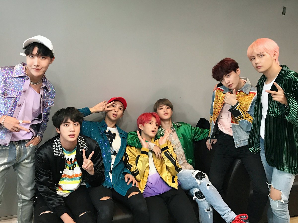 ⟭⟬ JJK ⟬⟭ ⁷ ☻ tweet media