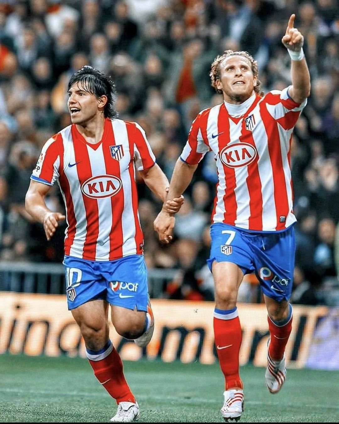 Happy Birthday Diego Forlan! What a strike partnership! 
