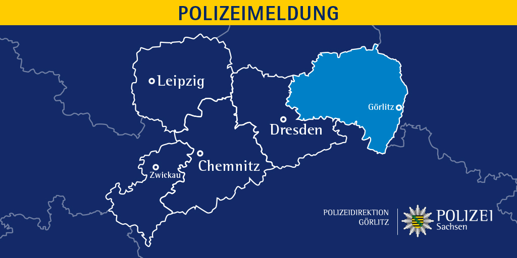 PolizeiSachsen's tweet photo. Zwei Tote bei Verkehrsunfall bei #Malschwitz: Gestern Abend geriet auf der #S109 ein 59-jähriger PKW-Fahrer in den Gegenverkehr und kollidierte frontal mit einem VW Caddy. Beide Fahrer verstarben. 

Die Meldung der Polizeidirektion #Görlitz: https://t.co/9jo14lDdat. https://t.co/6Yfj5IDMXS