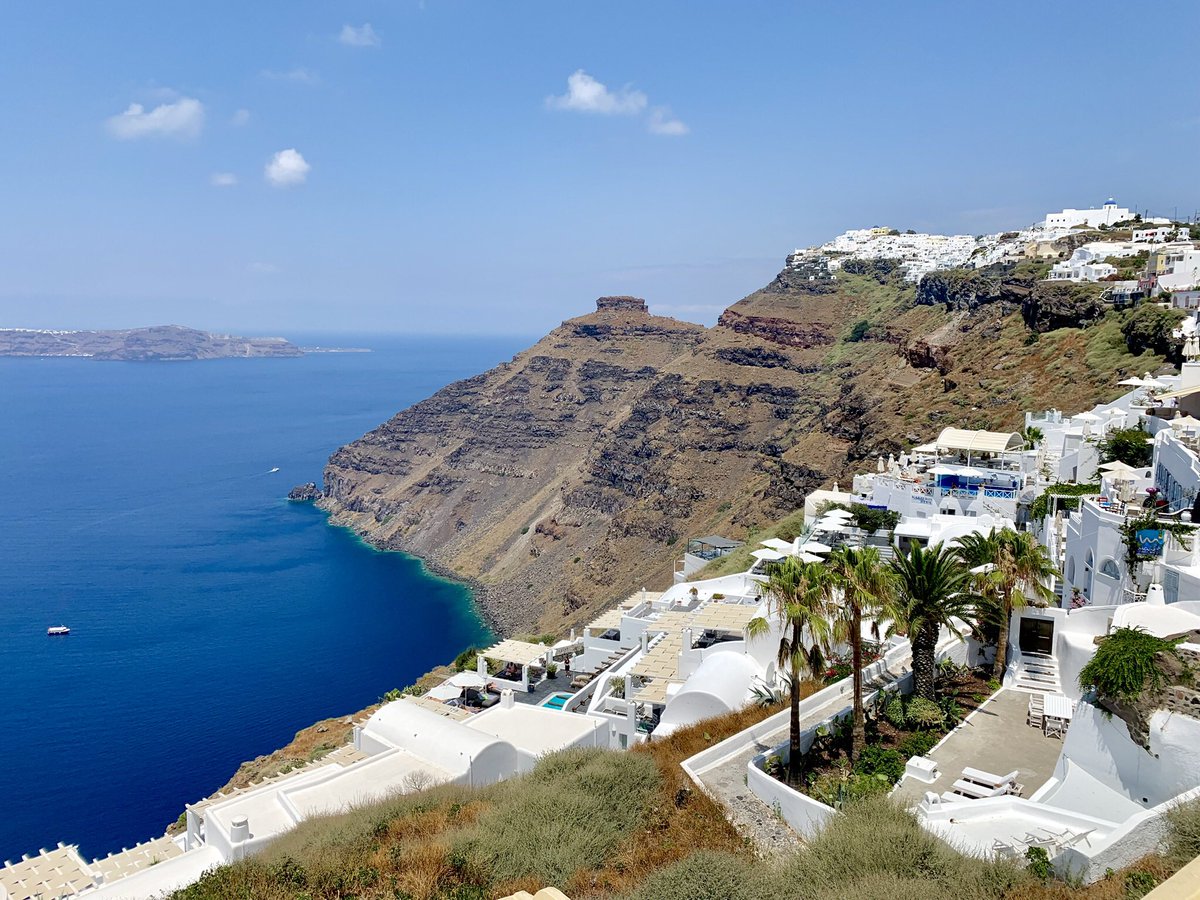 #MayIRecommendA2Z can’t resist one more for “S”: Santorini, I’m sure will be a popular choice today! Thanks Hosts: @journiesofalife @live4sights & Guests: @cruiselifestyl @coolonespa