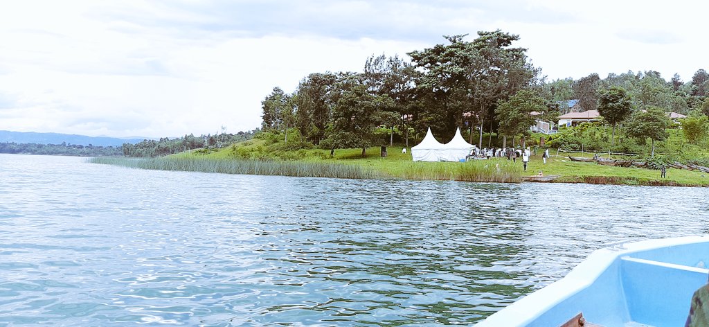 RwandaLocalGov's tweet photo. Uyu munsi, Minisitiri w'Ubutegetsi bw'Igihugu Hon. @gatjmv aratangira uruzinduko rw'iminsi ine (4) mu Ntara y'Iburengerazuba. @RwandaWest https://t.co/qw3OjjHMUA