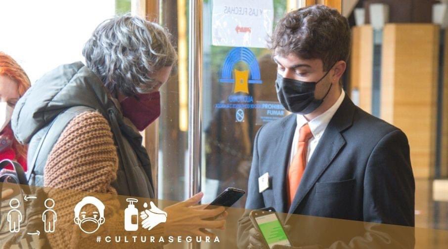 AuditorioZGZ's tweet photo. ❤Gracias a ti hemos logrado una #CulturaSegura desde que reabrimos el @Auditoriozgz, seguimos contando contigo,con tu paciencia y confianza. Garantizamos el protocolo de seguridad, certificado por #Aenor. ¡Recuerda llegar con antelación! 
😷https://t.co/Zg3ZeKVRoq #CulturaSegura https://t.co/BWMY5EwOjg