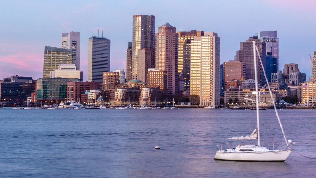 TheBoxerBoston's tweet image. Make the most of Memorial Day weekend and explore the best of Boston on our doorstep. bit.ly/2txphZz