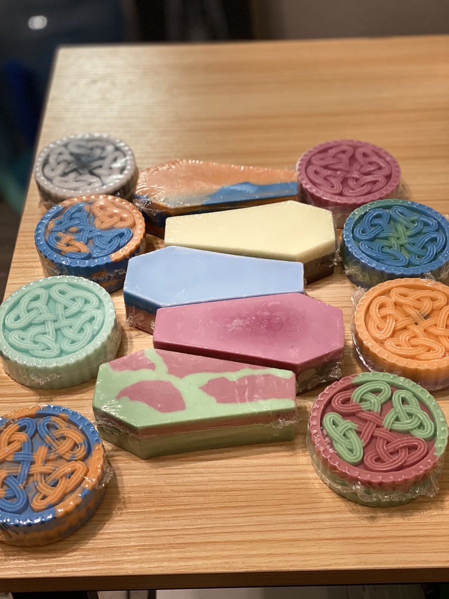 SwitchFlipCo's tweet photo. ON SALE NOW! From $3 to $10🔥🤯
We are officially selling wax!!
Be one of the first to get a order in!
DM us for all the details! 

•
#skate #skateclips #skatecrunch #skateboardingclips #treflip #skateboardingisfun #skateboarding #skateboard #skatelife #skaterxl https://t.co/28wUpk1BQR