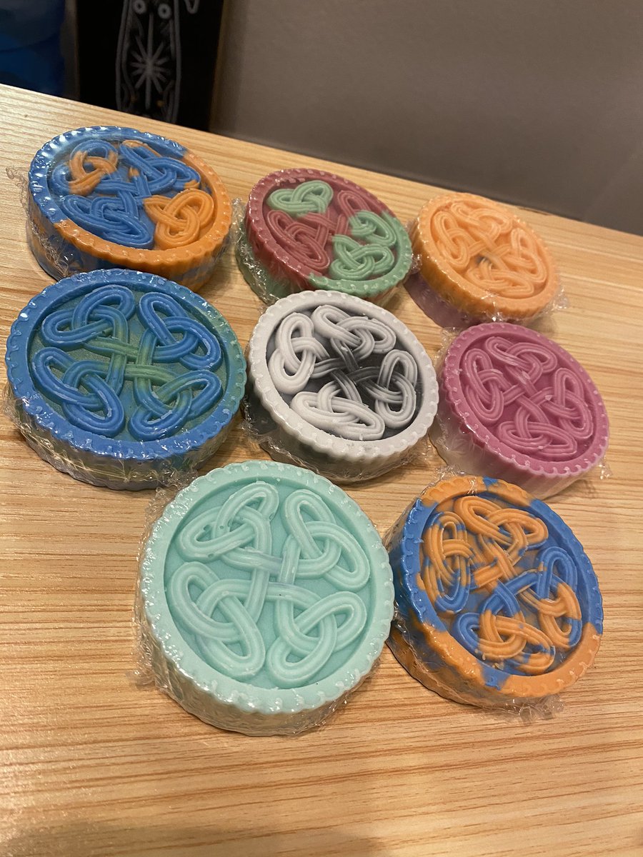 SwitchFlipCo's tweet photo. ON SALE NOW! From $3 to $10🔥🤯
We are officially selling wax!!
Be one of the first to get a order in!
DM us for all the details! 

•
#skate #skateclips #skatecrunch #skateboardingclips #treflip #skateboardingisfun #skateboarding #skateboard #skatelife #skaterxl https://t.co/28wUpk1BQR