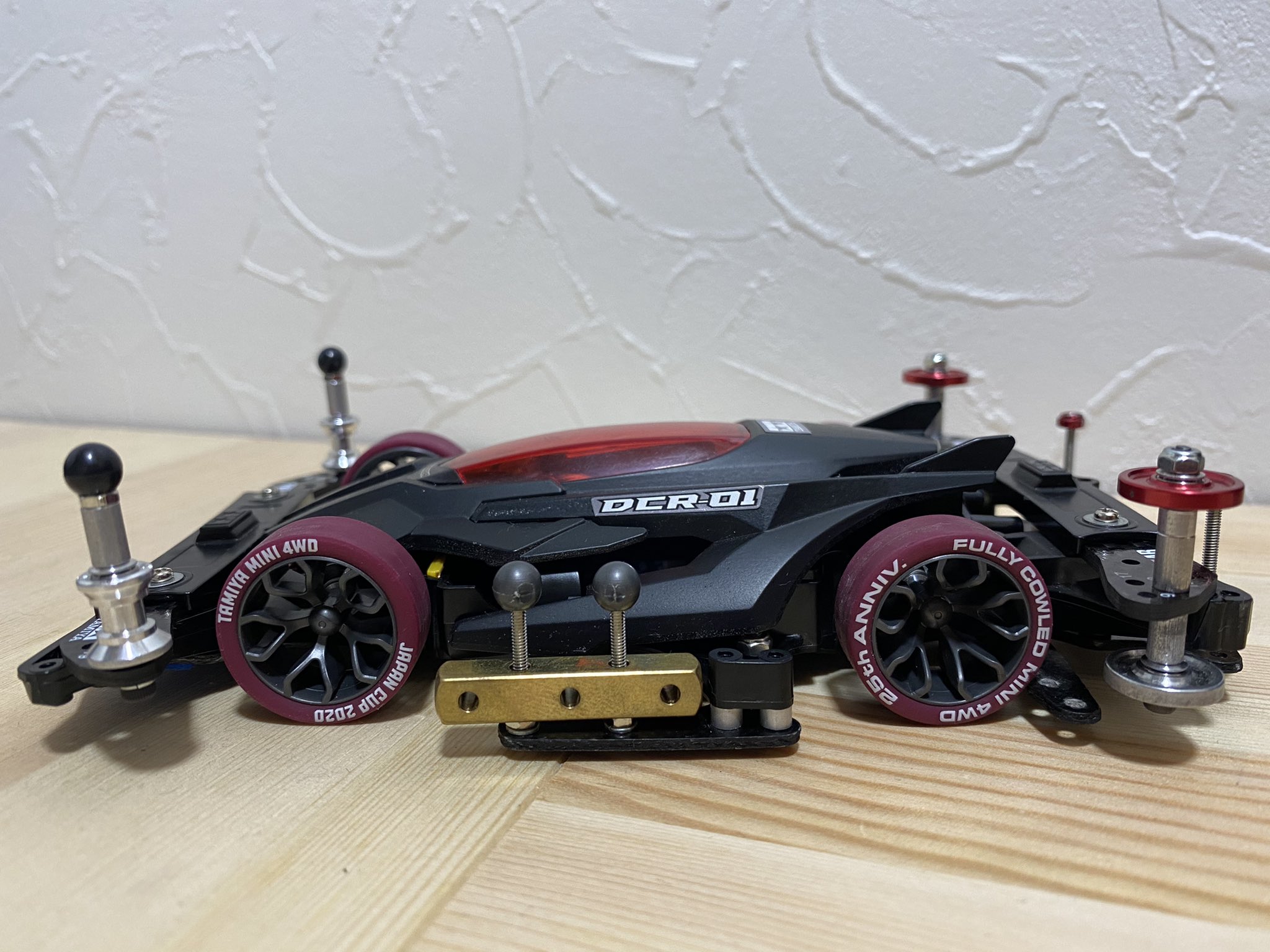 ミニ四駆　完成品　B-MAX　デクロス-01 ミニ四駆 完成品 B-MAX デクロス-01 - メルカリ