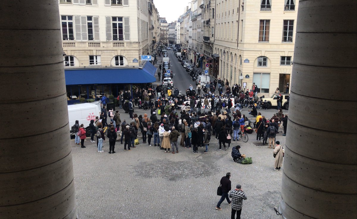Conférence de presse de L'odéon occupé, ce mercredi 19 mai à 11h au théâtre. Suite à la décision incompréhensible de la direction d'annuler les représentations alors qu'une cohabitation respectueuse des mesures sanitaires est tout à fait possible. RDV à l'Agora soutien à 15h !
