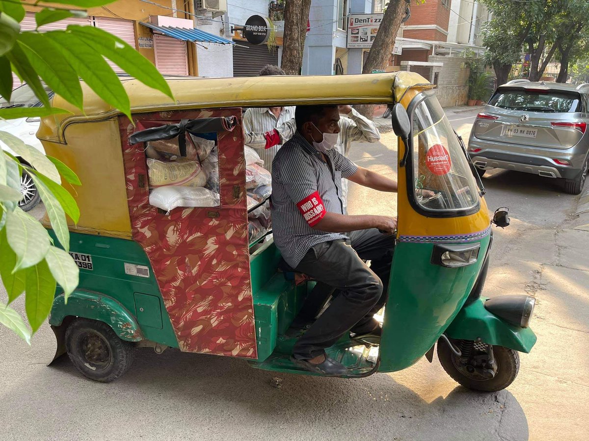 WhoIsHussain's tweet photo. We’ve been trying to access all the hard to reach slum areas to provide the most vulnerable families in Bangalore with adequate food supplies. https://t.co/LTVyZw5NmV