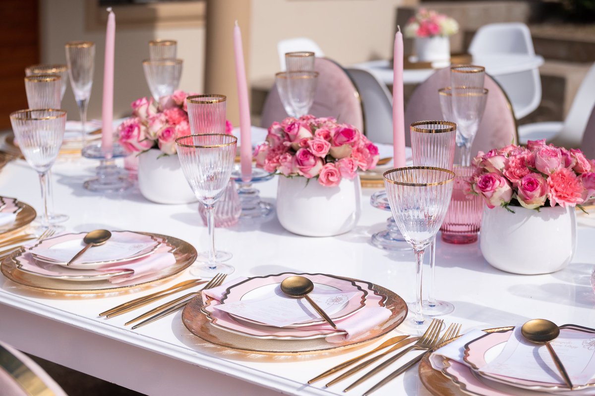 andimahle's tweet photo. Mother’s Day Celebration at the Manqele Family Home 🌸

A gorgeous intimate setup to celebrate a Queen 💖

#andimahle https://t.co/6px4OV8wDB
