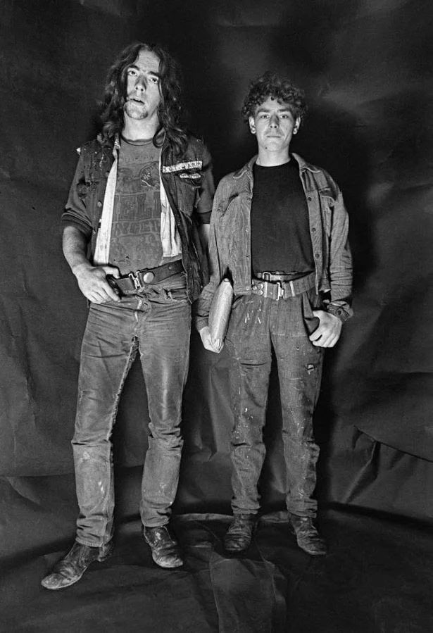 Mr_Dave_Haslam's tweet photo. Two young men photographed in Moss Side, Manchester, 1972, by photographer Daniel Meadows who’d set up a pop-up photography studio in a barber shop in the area, offering free portrait shots to people living locally #MossSide #DanielMeadows https://t.co/THNZLXZ0In