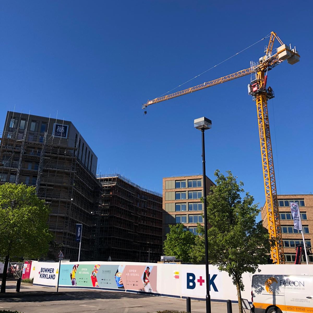 RealPMLtd's tweet image. Gotta love a crane!!  TC01 in place for the final push into Phase 3 of Lincoln St Marks Student Accommodation scheme (for occupation by the University of Lincoln).

#construction #projectmanagement