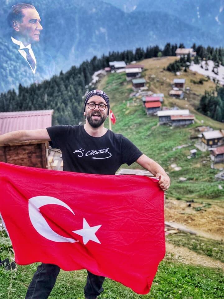 Doğum günün kutlu olsun paşam.. Yaşasın 19 Mayıs, Yaşasın Ulu Önder Gazi Mustafa Kemal ATATÜRK ❤️

Hepimizin 19 Mayıs Atatürk'ü Anma, Gençlik ve Spor Bayramı kutlu olsun! 🇹🇷#AtatürkünÇocuklarıyız #19Mayıs #19Mayıs1919 🇹🇷