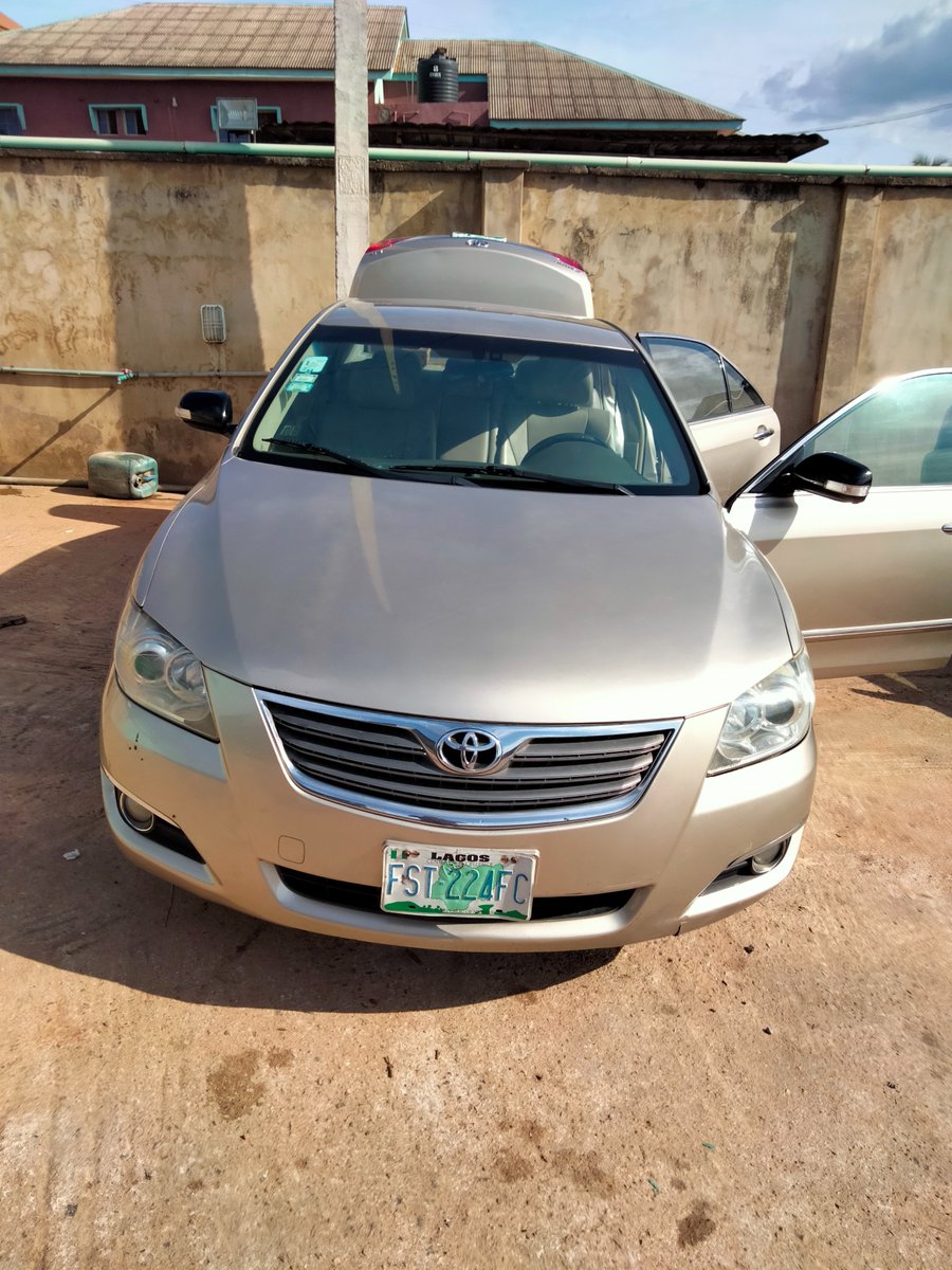 TemiOyewole's tweet photo. For Sale
Camry 07
singapore spec
mileage 108500
chilling AC
Leather seats
nothing to fix https://t.co/q3zi4gTuS8
