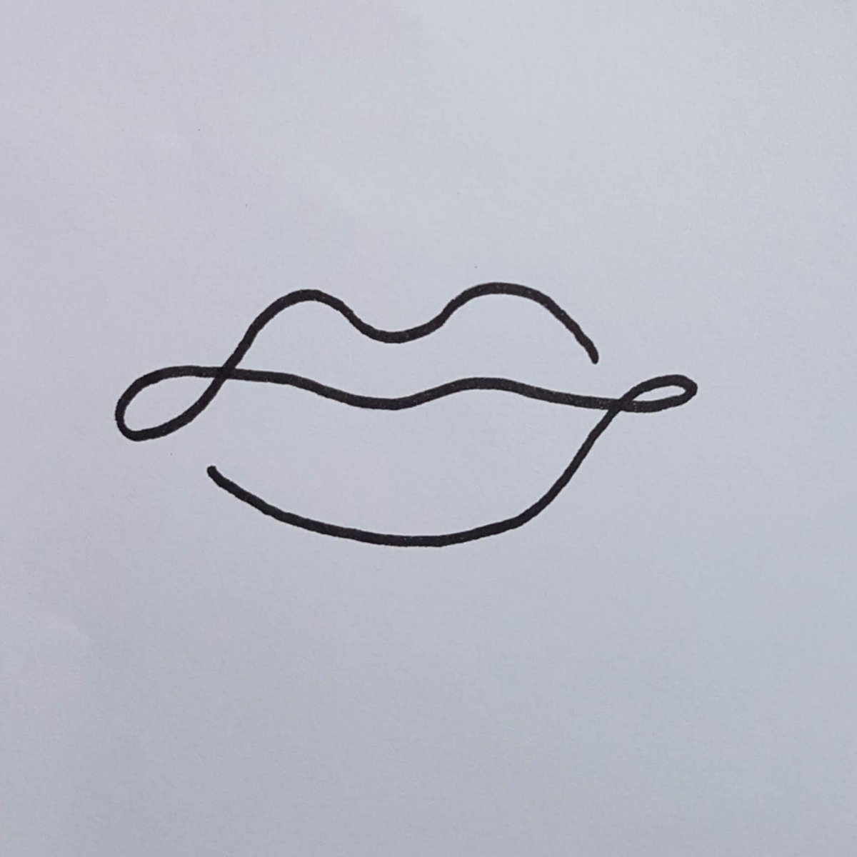 artifybyish's tweet photo. Line art✏👄
Instagram/Pinterest @artifybyish 
#onelinedrawing #art #onelineart #illustration #lineart #drawing #sketch #artist #linedrawing #artwork #contemporaryart #abstractart #modernart #singlelineart #minimalart #minimaldrawing #lineartist #blackandwhite #artifybyish https://t.co/TSKN9bHbLO
