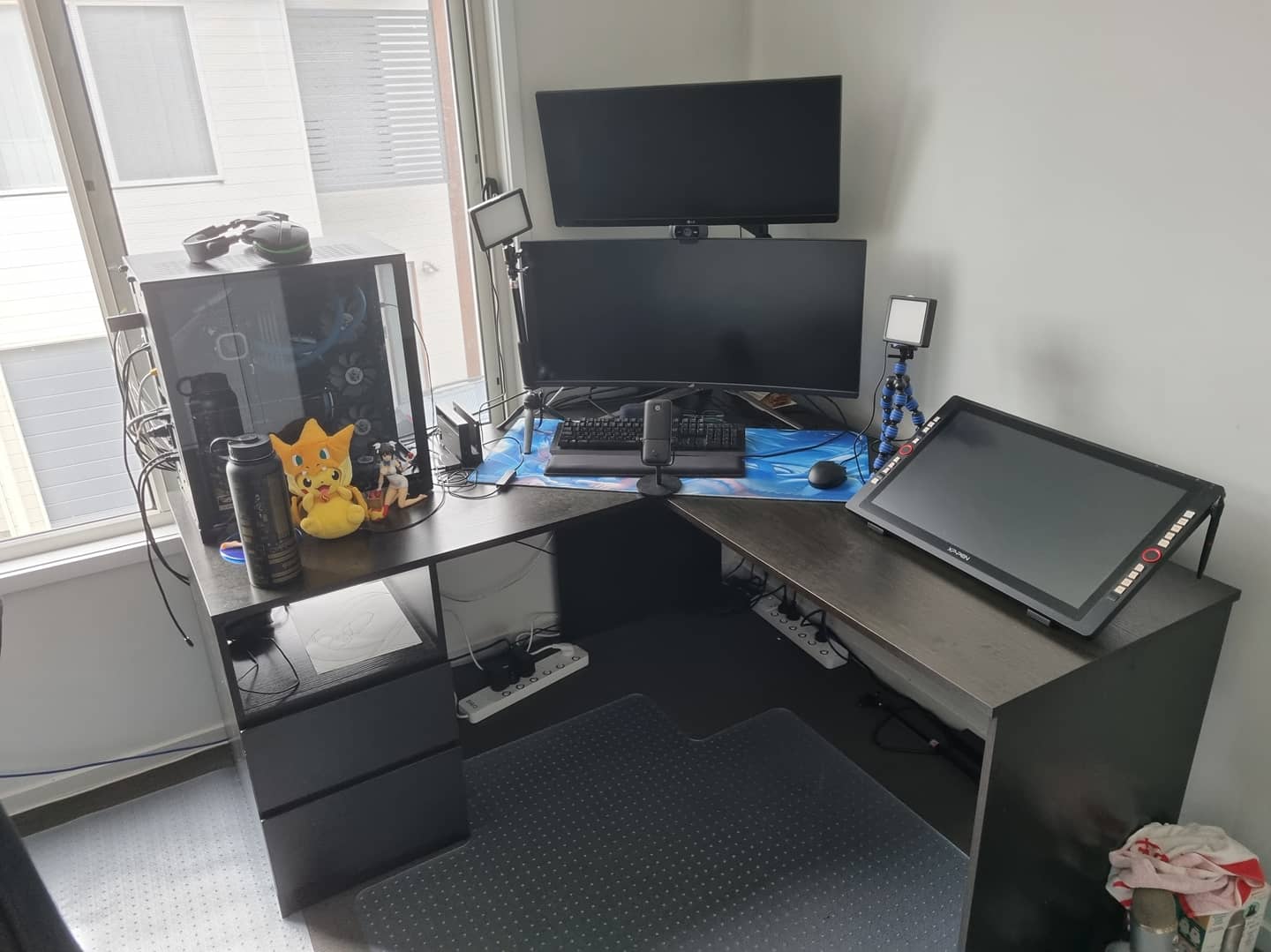 Malm 2024 gaming desk