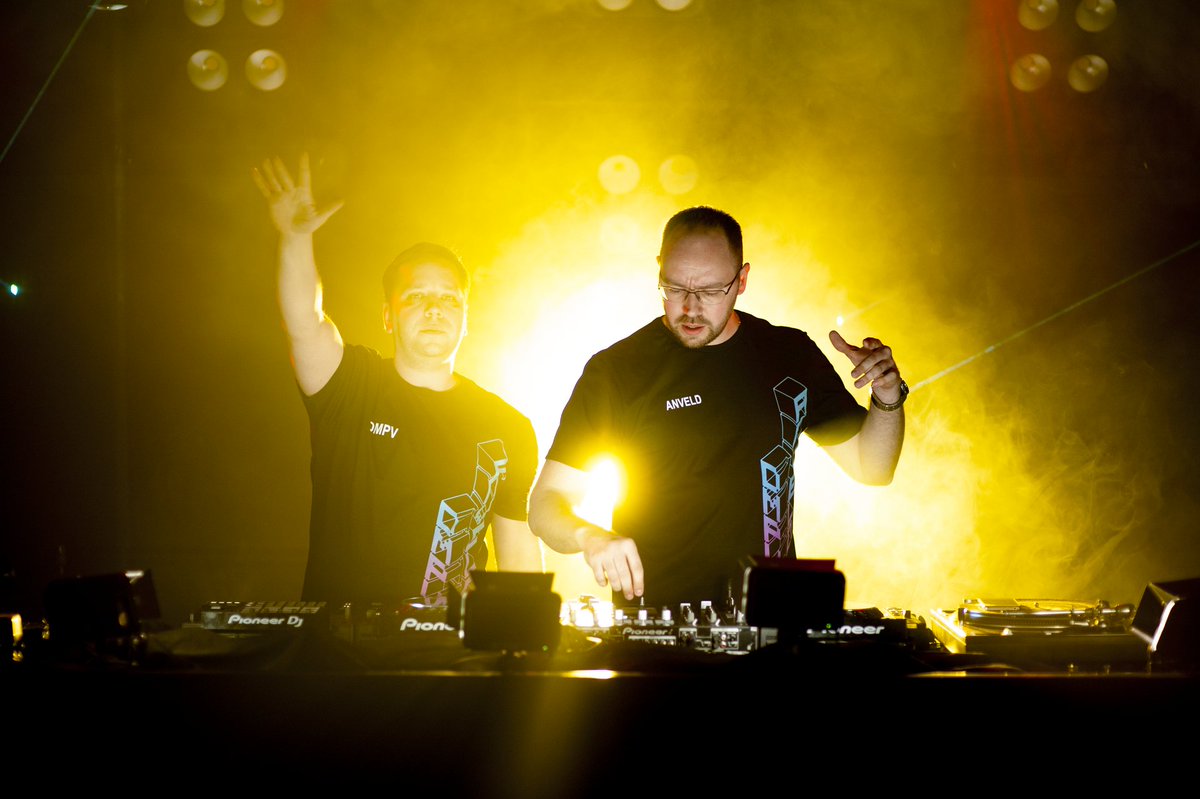 #dj #music #party #photography #djlife #dance #usa #california #nyc #nightlife #trance #tomorrowland2021 😊👍