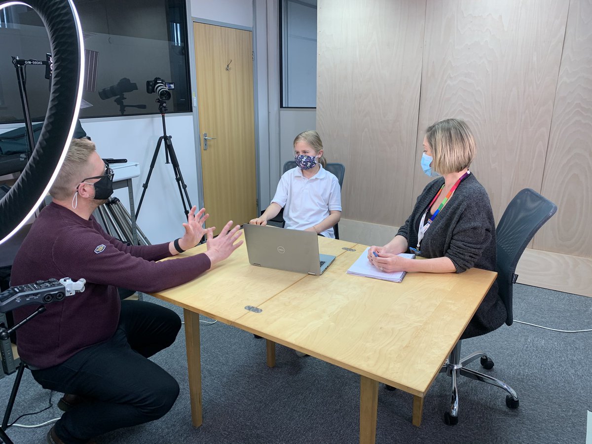 Thank you to @In_Focuset <a href="/DrDaveJames/">David James</a> for supporting the filming of our <a href="/HEEADSSSApp/">HEEADSSS app</a> training video for teachers, health professionals &amp; #CYP We look forward to sharing our video with local schools, colleges  <a href="/SotonChildHosp/">Southampton Children's Hospital</a> <a href="/UHSFT/">University Hospital Southampton 💙</a> to help access our #socialprescribing programme