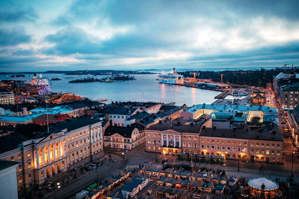 #Bau - #Geschaftschancen @helsinki is organising #competition to find #partner for #development & #implementation of #Makasiiniranta at South Harbour. #Competition webinar 27.5.21 at 2 pm EEST (UTC+3). Programme & link to join available at https://t.co/mlFQefOWzD
Bilder:@helsinki https://t.co/20MUmzSEiP