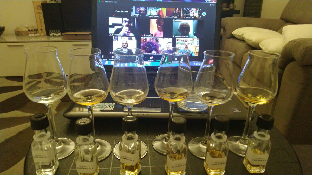 Assaggiatori grappa (@anagitalia) on Twitter photo 🥂 Prima tappa in compagnia della Grappa di #Nebbiolo per le serate promosse da #Anag #TrentinoAltoAdige, #Piemonte, <a href="/anag_veneto/">anag veneto</a> e <a href="/AnagVda/">ANAG Valle d'Aosta 🇮🇹</a>.
📌 Prossimo appuntamento martedì 25 maggio con la Grappa di “Nosiola” della Valle dei Laghi 👉 bit.ly/SerateOnline_1…. 🥂 Prima tappa in compagnia della Grappa di #Nebbiolo per le serate promosse da #Anag #TrentinoAltoAdige, #Piemonte, <a href="/anag_veneto/">anag veneto</a> e <a href="/AnagVda/">ANAG Valle d'Aosta 🇮🇹</a>.
📌 Prossimo appuntamento martedì 25 maggio con la Grappa di “Nosiola” della Valle dei Laghi 👉 bit.ly/SerateOnline_1….