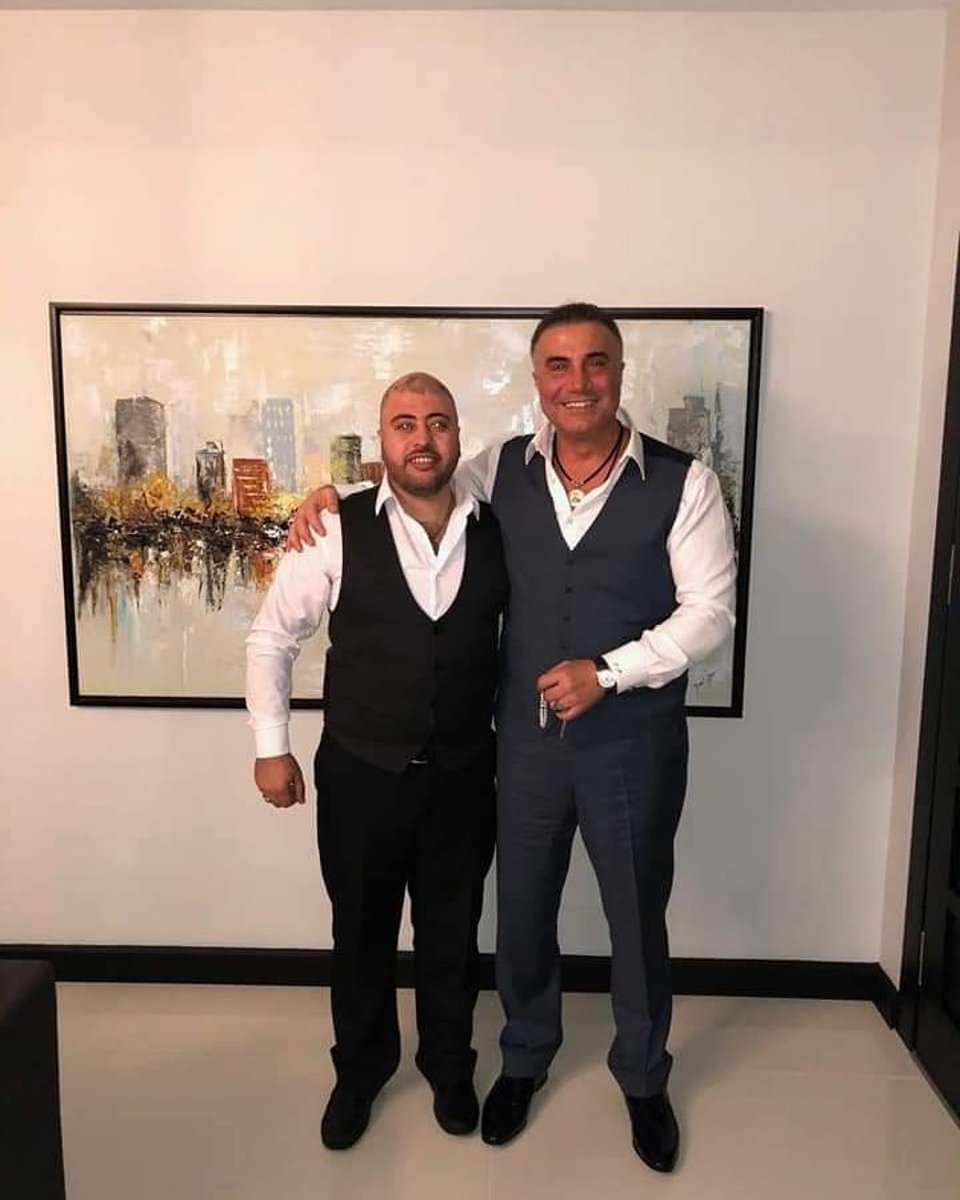 BİZ BİR DAVAYA GÖNÜL VERMİŞ AŞIKLARIZ BİZİM DAVAMIZ KUTSALDIR KARDEŞLERİM... Allah seni başımızdan eksik etmesin Abilerin abisi Allah her zaman gücüne güç katsin dualarımız seninle REİSİM BİZLER ASLANIZ ASLAN... Kardeşlerin seninle 👑👑
<a href="/sedat_peker/">Sedat Peker</a>