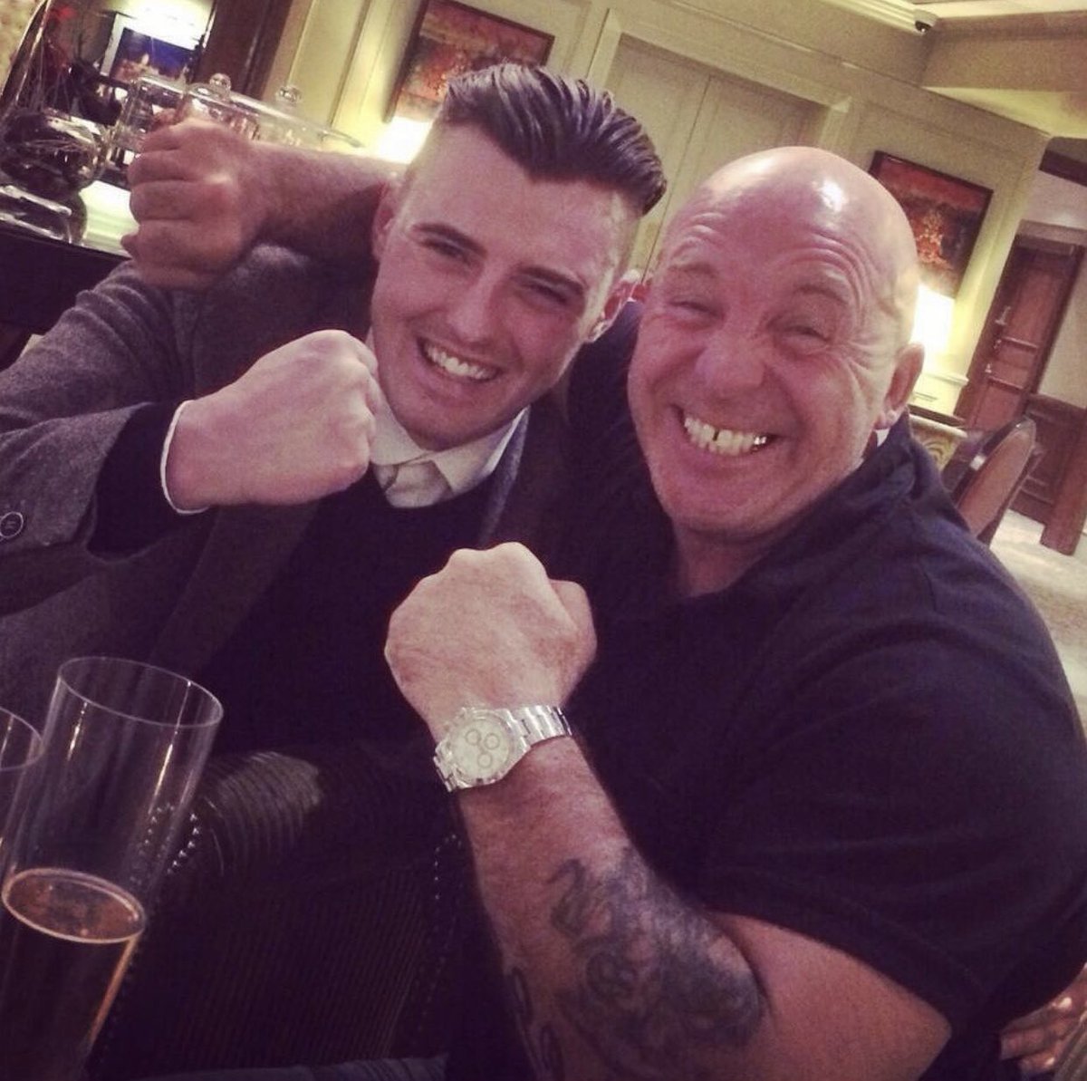 LOShaughnessy's tweet photo. Throwback Thursday with Uncle Gooch 👊🏻🍺 https://t.co/w5A0E8mUCH