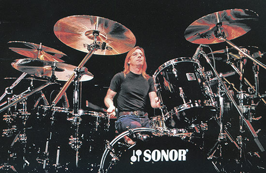 Happy Birthday to Phil Rudd, 67 today 