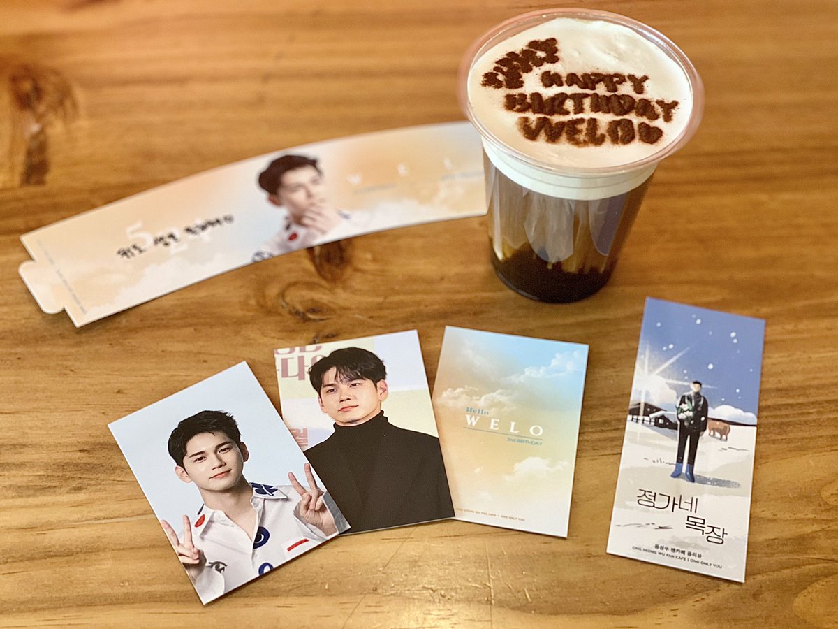 only_you_ong's tweet photo. ✨ 𝐇𝐄𝐋𝐋𝐎, 𝐖𝐄𝐋𝐎 𝐬𝐞𝐚𝐬𝐨𝐧 𝟐 ✨

21일부터 시작되는 위로 탄생 2주년 기념!
위로 생일 카페의 컵홀더와 기본특전 실사 공개🌼

베이커리류 주문 시 증정되는, 작년 토퍼와는 또 다른 느낌의 깜찍한 토퍼까지! 🎂

#HELLO_WELO_DAY #위로두살축하해
#옹성우 #ONGSEONGWU #WELO https://t.co/DrD7enAqX6