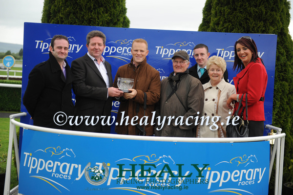 #FromTheArchives  #OTD  #10Years 
<a href="/tipperaryraces/">Tipperary Racecourse</a>  19-May-2011
"Sligo Publican" and <a href="/MccurtinAmbrose/">Ambrose McCurtin</a> win for owner Gerard Gormley and trainer John Joe Walsh.
(c)healyracing.ie