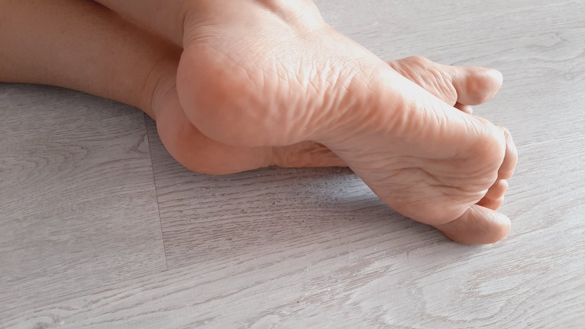 DreamFeety’s pics and videos